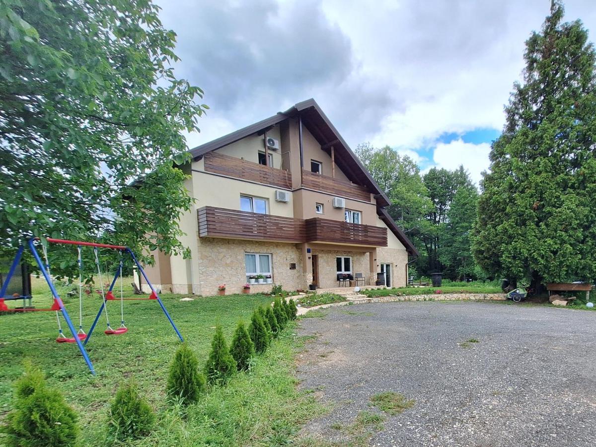 O'Toole'S, Plitvice Bed & Breakfast Korenica Ngoại thất bức ảnh